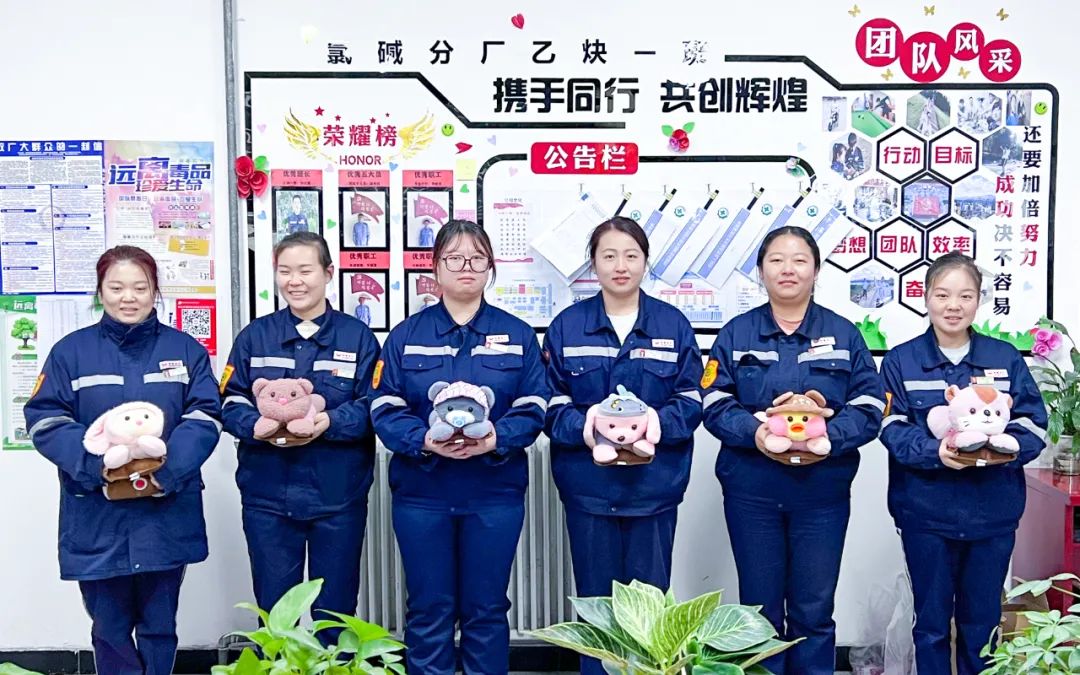 新疆宜化乙炔車間運行一班：立足崗位強技能，凝心聚力創(chuàng)佳績(圖3)
