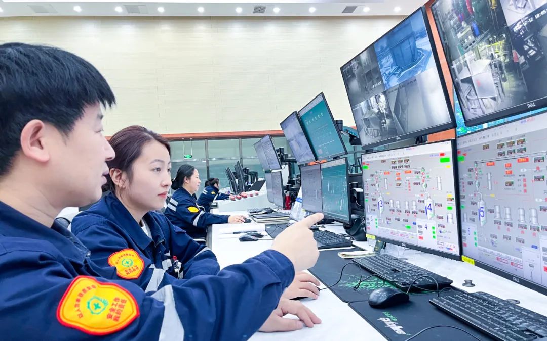 新疆宜化乙炔車間運行一班：立足崗位強技能，凝心聚力創(chuàng)佳績(圖4)