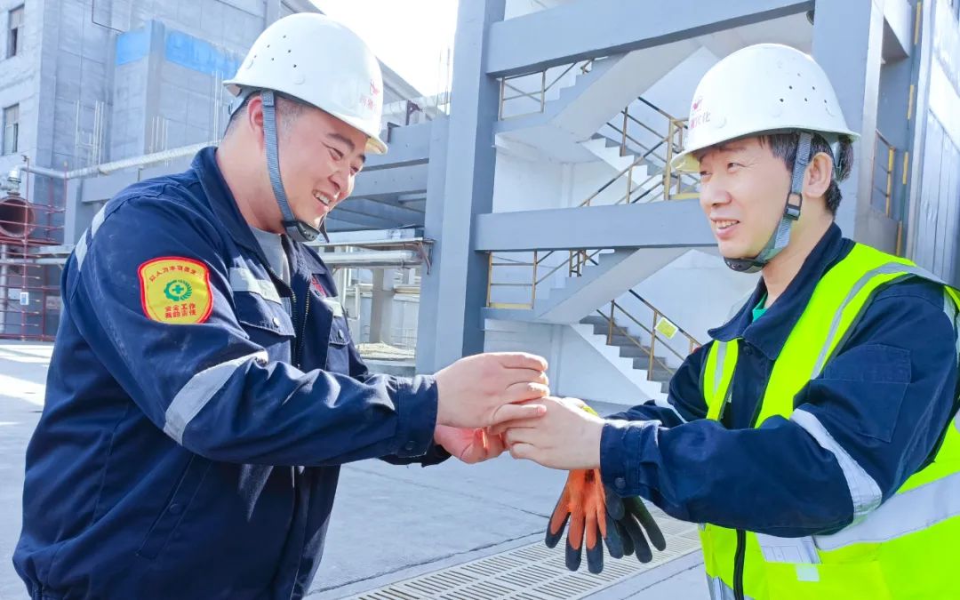 新疆宜化乙炔車間運行一班：立足崗位強技能，凝心聚力創(chuàng)佳績(圖5)